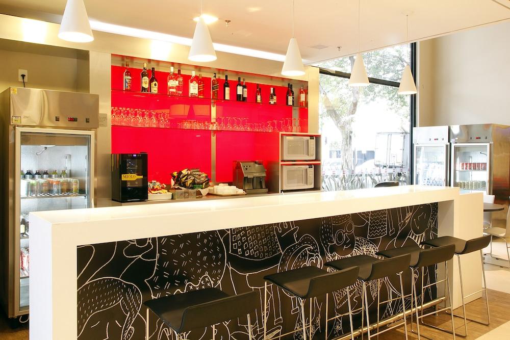 Ibis Bh Afonso Pena Savassi Hotel Belo Horizonte Exterior photo